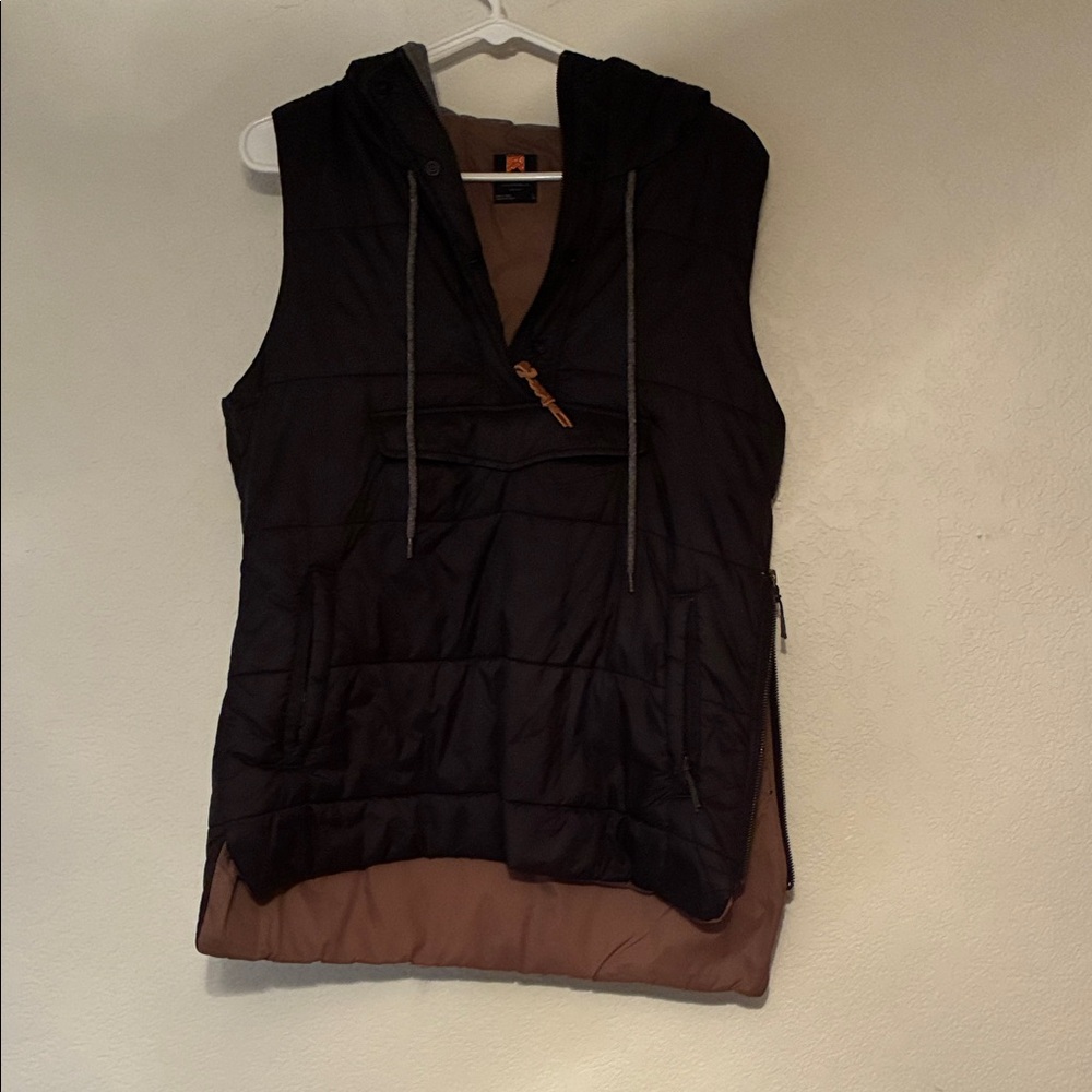 Holden Black and Brown Hooded Vest